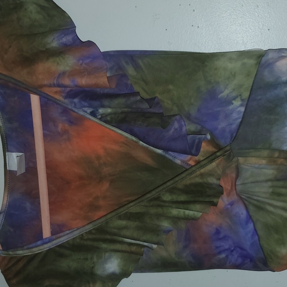 Buttery soft fabric and ooh la la jumper tie-dyed - Picture 3 of 8